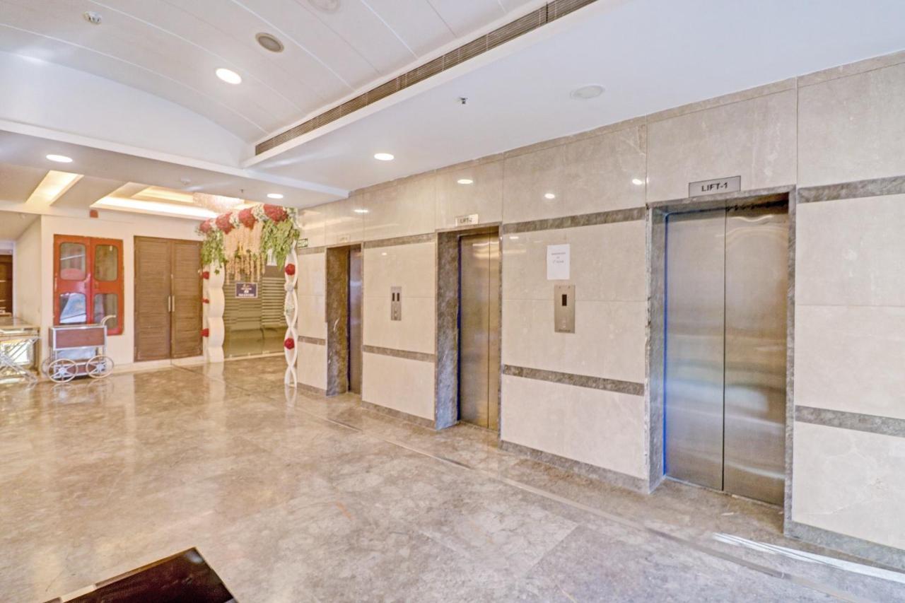 Oyo Townhouse 484 Sanskriti Delhi (National Capital Territory of India) Exterior foto